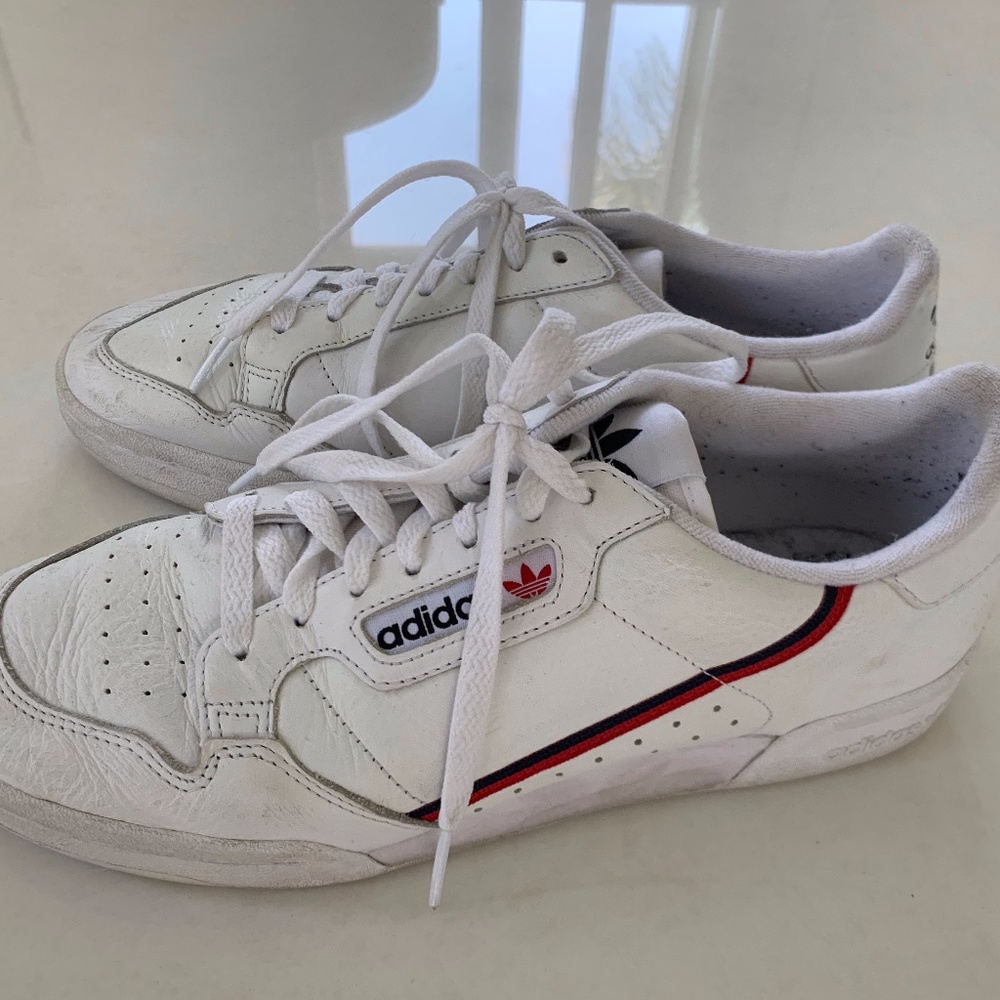 Adidas Sneakers in white